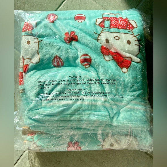 COPY - Hello Kitty Ornament Mint Christmas Throw Blanket - Picture 2 of 2